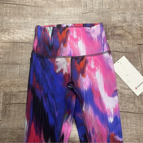NWT!! Lululemon Wunder Train High-Rise Crop 23" - Digital Current Pink Multi - 2 - Picture 9 of 9